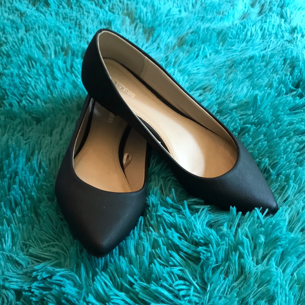 New express flat shoes